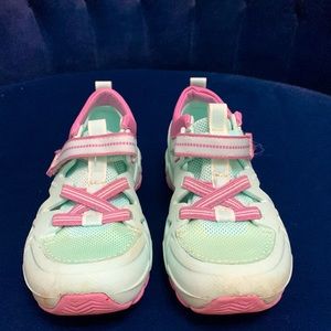 EC Kid’s Merrell Water Shoes in turquoise with purple (size 10M)